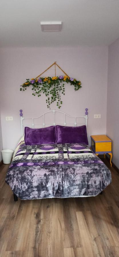 Apartamentos Turisticos Las 3 Golondrinas Peñafiel المظهر الخارجي الصورة